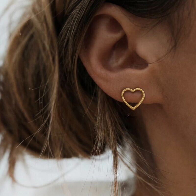Boucles d'oreilles milo bijou pour femme acier inoxydable doré fini martelé motif coeur séléction jolie demoiselle