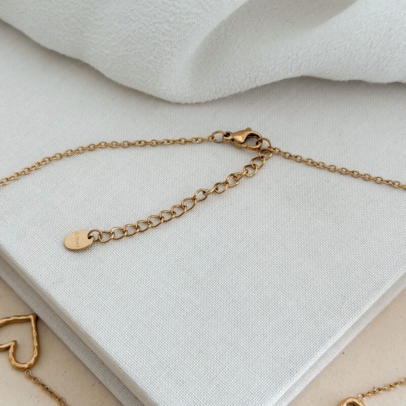 Collier Louise bijou femme decoré de coeurs acier inoxydable dore collection amour tendance bijoux jolie demoiselle shop Fermoir, taille ajustable