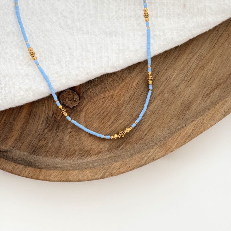 Collier en acier inoxydable doré plusieurs coloris bijou femme séléction de bijoux jolie demsoiselle shopping