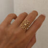 Bague acier inoxydable doré motif fleur rosace tendance bijou femme